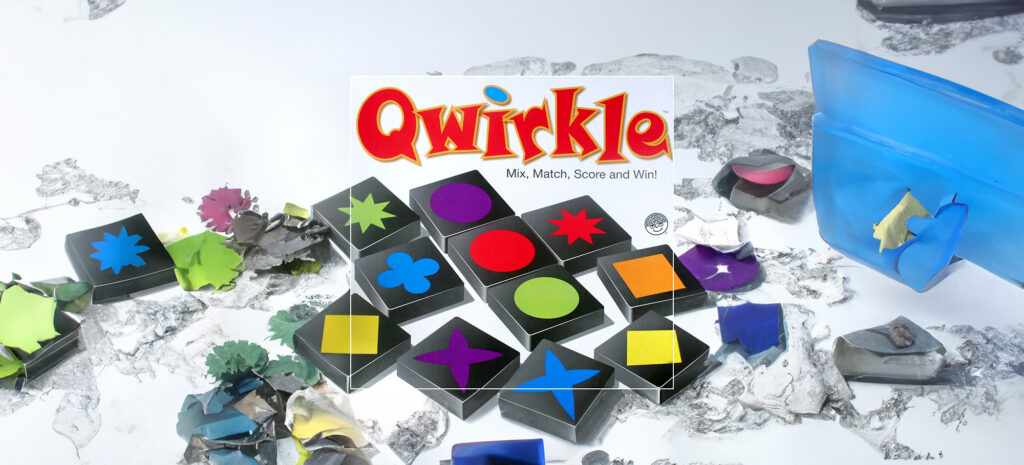 Qwirkle. Ohne Angaben zur Original-Grafikerin oder dem -Grafiker.